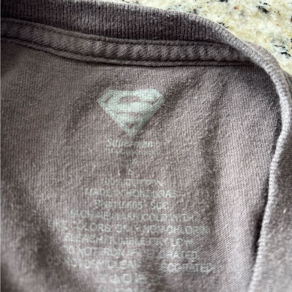 DC Comics Superman Logo Tee - Picture 3 of 3